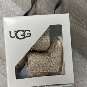 NEW Infant UGG Size 0-1